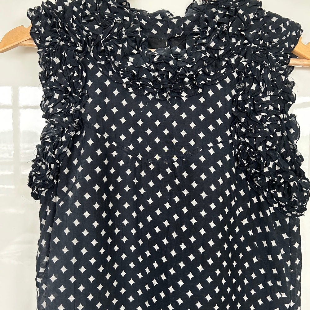 French Connection 73% Modal 27% Viscose Ruffles Top